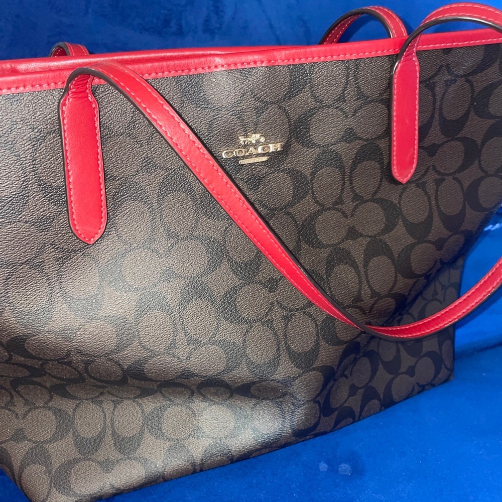 Coach bag- brown with C print